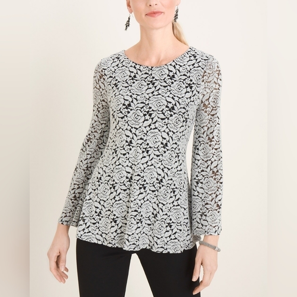 Chico’s Black/White Rose Print Bell Sleeves Lace Blouse Size 3/XL